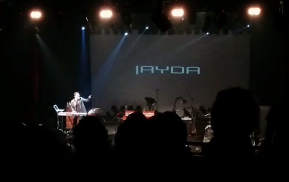 Neal Morse chante pour les 16 ans de sa fille (Transatlantic en live au Bataclan - 15/03/2014)